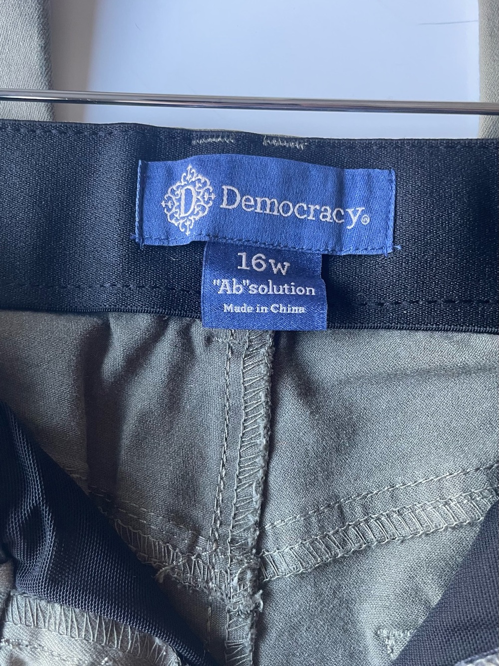 Democracy Curve Equality Olive Green Women's Jeans Size 16W NWT - Picture 13 of 15